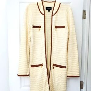 Katherine New York, size M, Off White  knitted Sweater (knee length)